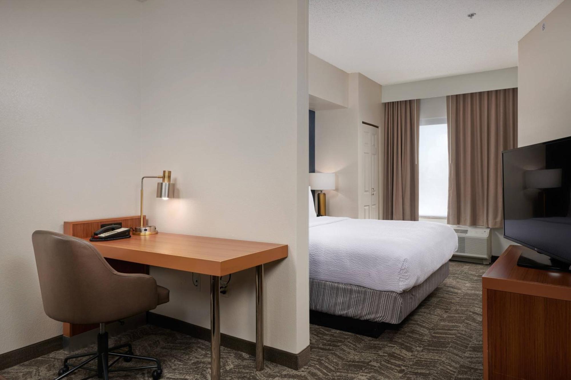 Springhill Suites By Marriott Baton Rouge North / Airport Zewnętrze zdjęcie